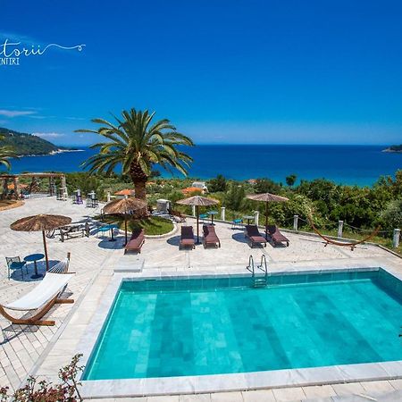 Kinira Beach Hotel Exterior photo